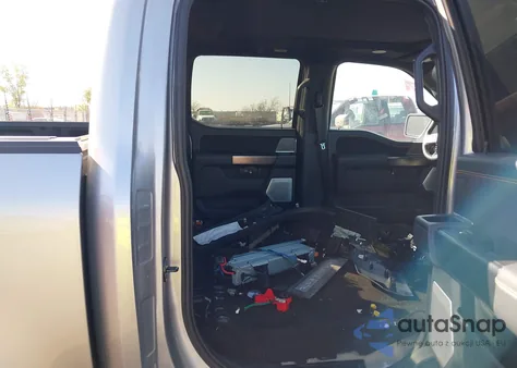 2023 Ford F-150 Platinum from USA, damaged, VIN 1FTFW1E84PFA28131